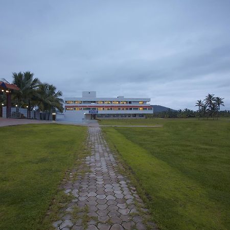Rns Golf Resort & Nature Cure Centre Māvalli Exteriér fotografie