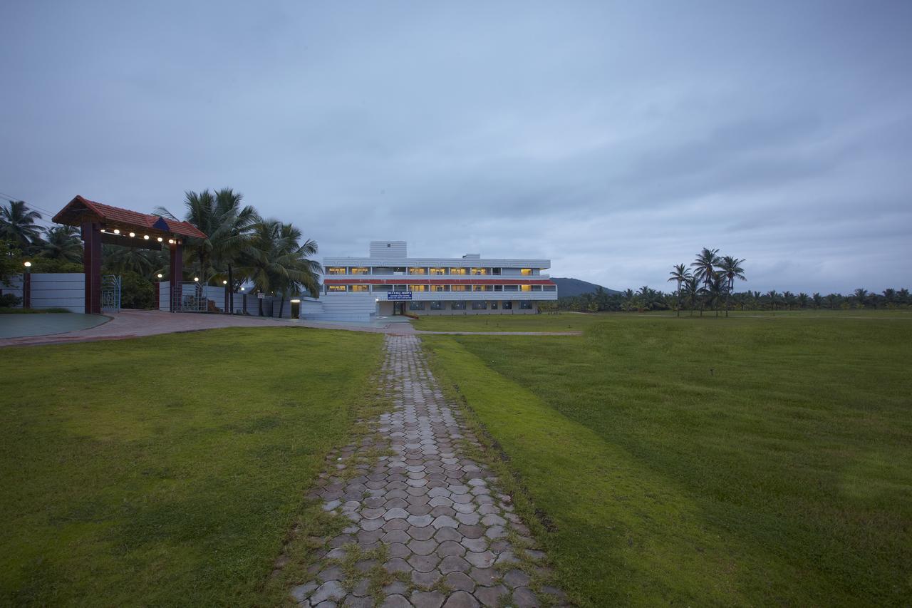 Rns Golf Resort & Nature Cure Centre Māvalli Exteriér fotografie